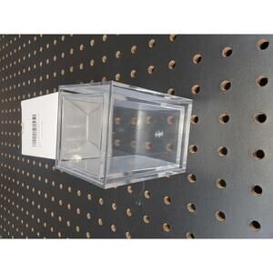 Sleek Clear Acrylic Photo Frame - Show Off Your Memories!